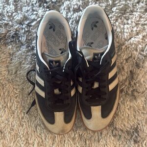 Sambas / Adidas Sneakers size 6